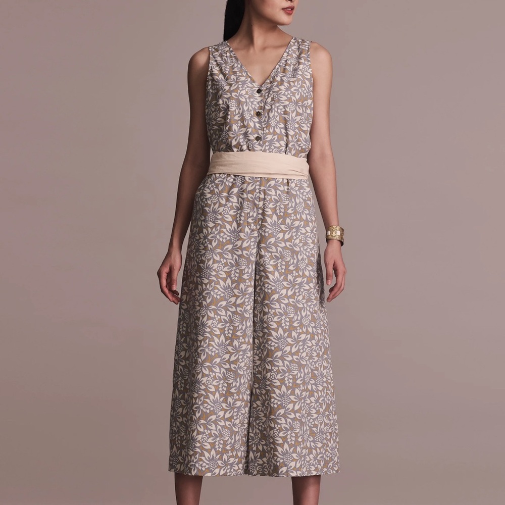 Cream and Gray Wide-Leg Jumpsuit with Deep V-Neckline